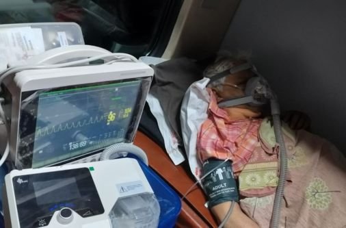 train-ambulance-patient-transfer